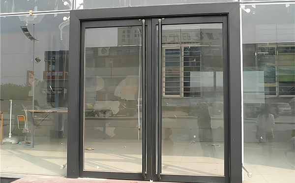 伽师玻璃地弹门 伽师玻璃地弹门