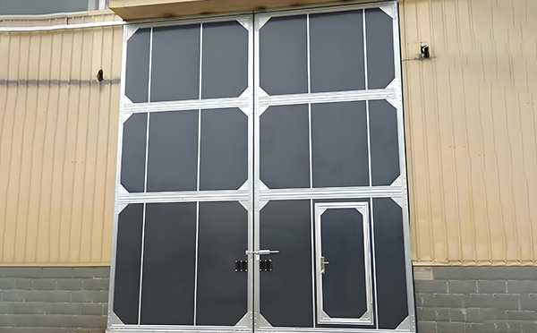 厂房伽师工业门选择与维护全解析：提升效率与安全的关键要素