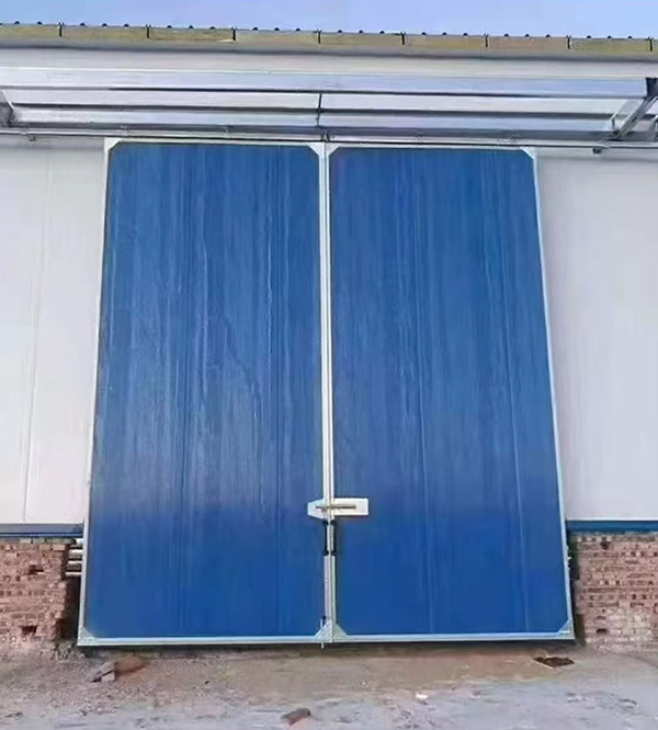 伽师工业门在大型仓储物流通道中的应用实例