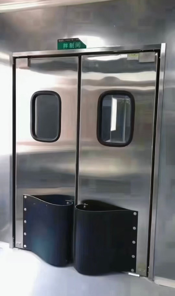 伽师防火门安装项目助力物流中心提升消防安全等级